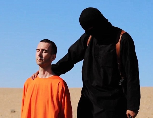 IS releases video of beheading British hostage - ảnh 1